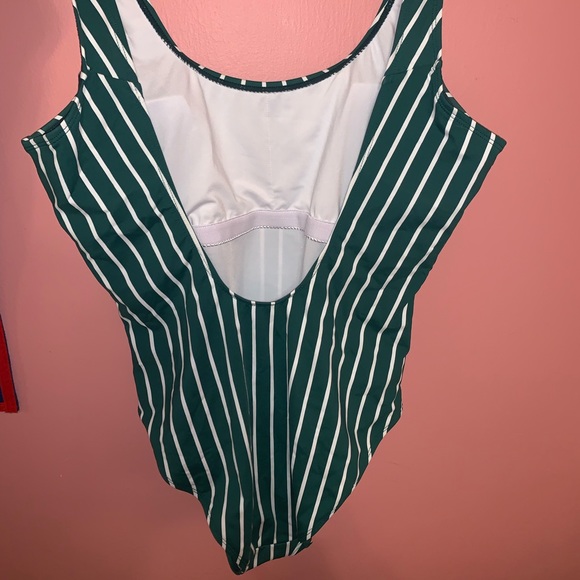 Striped one piece swimsuit - Picture 3 of 3